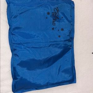 K&H coolin’ pet pad for small dogs